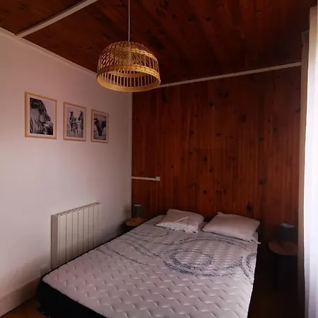 Maison De Pour 12 Personnes Holiday home *